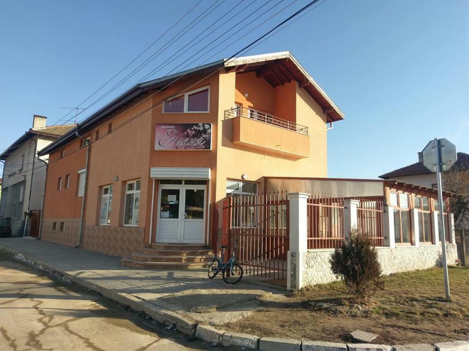 Стаи За Гости Елени Shiroki Dol Luaran gambar